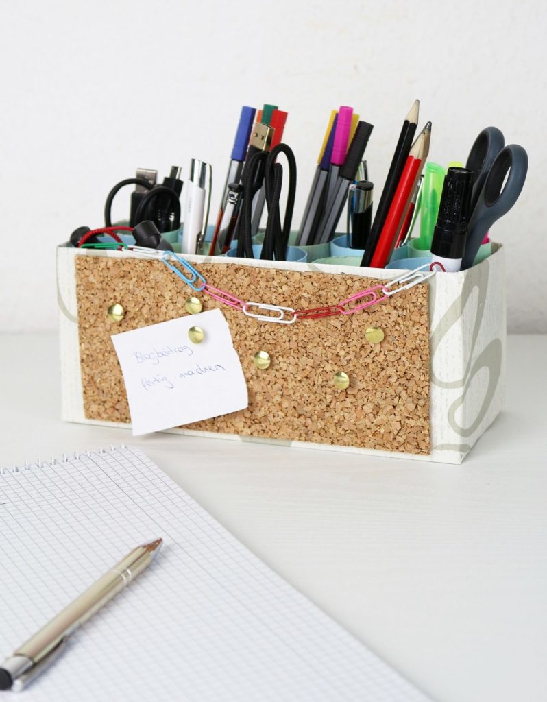 DIY Stiftehalter mit integrierter Pinnwand | DIY Deko | DIY Idee für den Schreibtisch | Stiftehalter