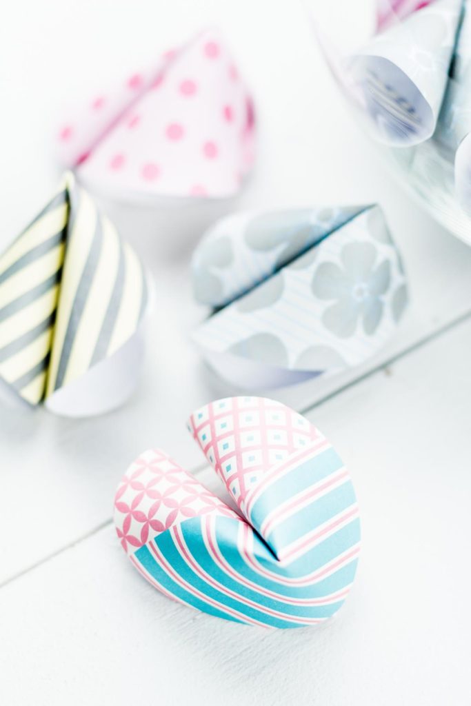 Diy Gluckskekse Aus Papier Basteln Schones Geschenk Oder Party Diy