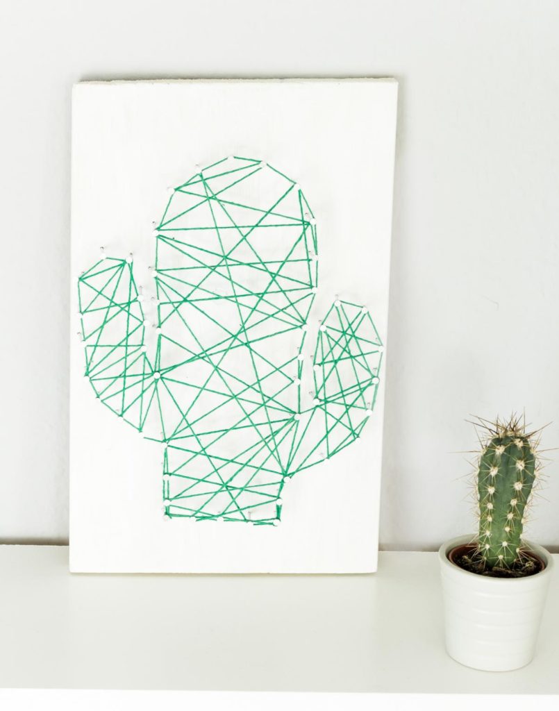 DIY Kaktus Fadenbild selber machen - schöne DIY Deko, aber auch tolle Geschenkidee