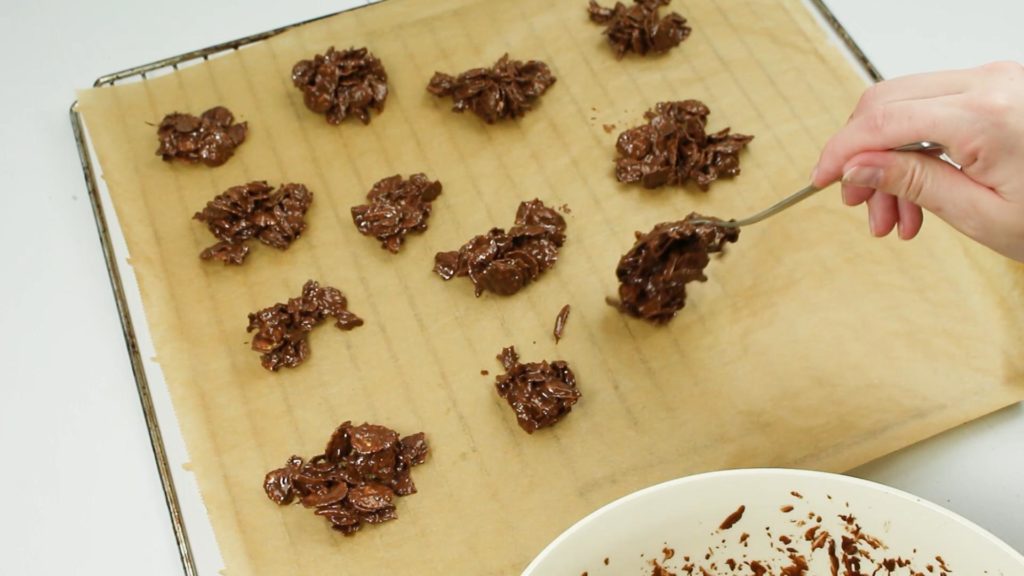 Weihnachtliche Schoko Crossies selber machen - schönes Geschenk